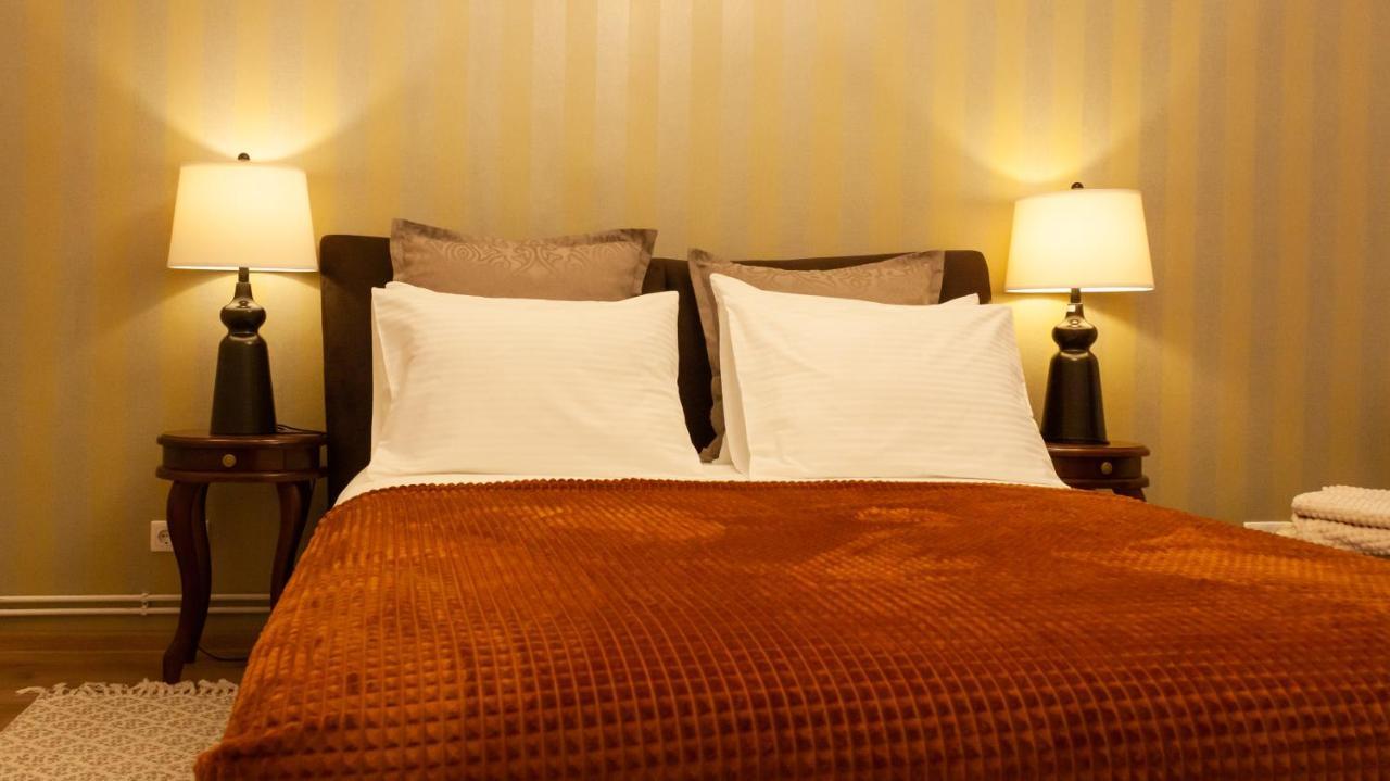 Cozy Family Apartments Braşov Buitenkant foto