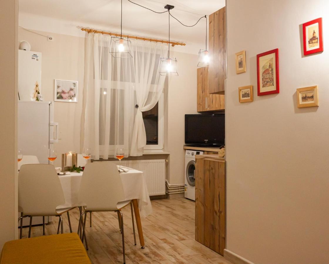 Cozy Family Apartments Braşov Buitenkant foto