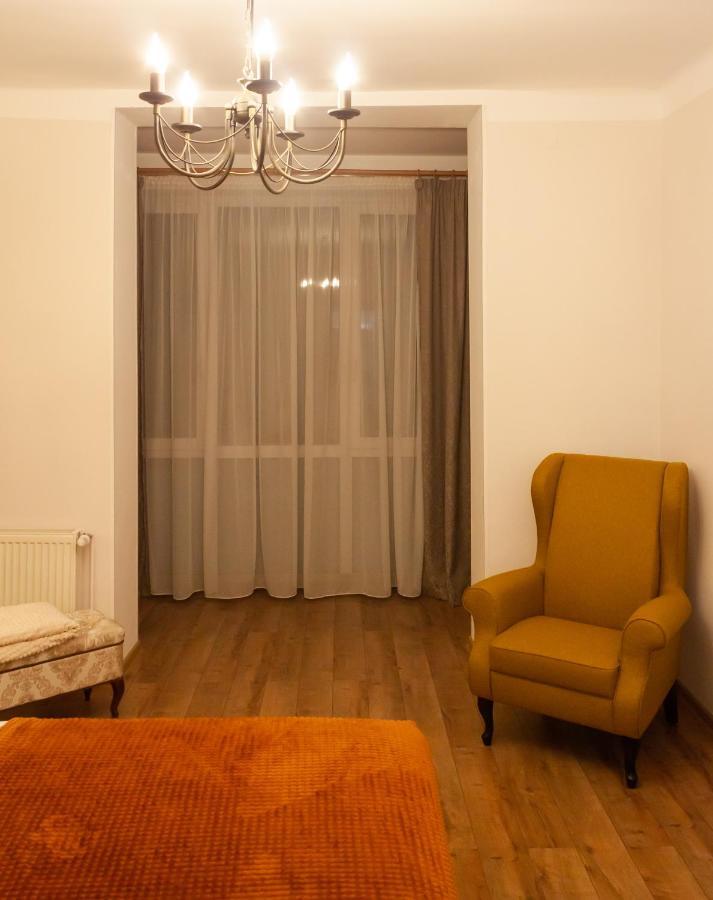 Cozy Family Apartments Braşov Buitenkant foto